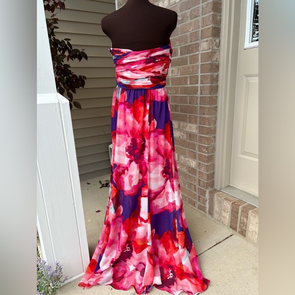 RALPH LAUREN s6 floral strapless gown Gorgeous, fully lined, side boning - Picture 2 of 6